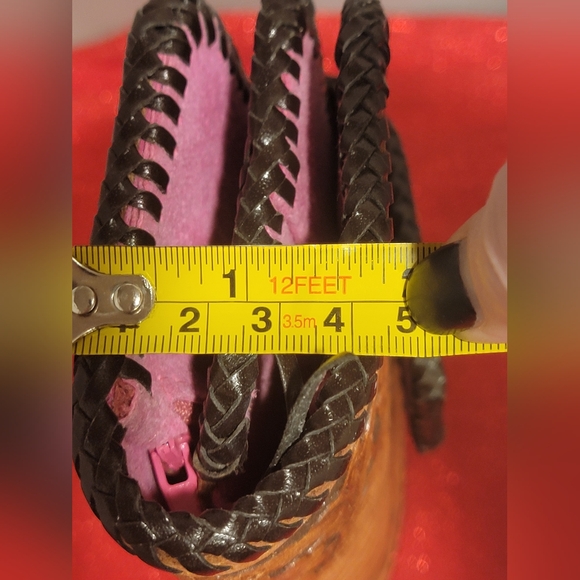 Stunning Handmade Tooled Leather Wallet with MS Pink Initials - Picture 7 of 11